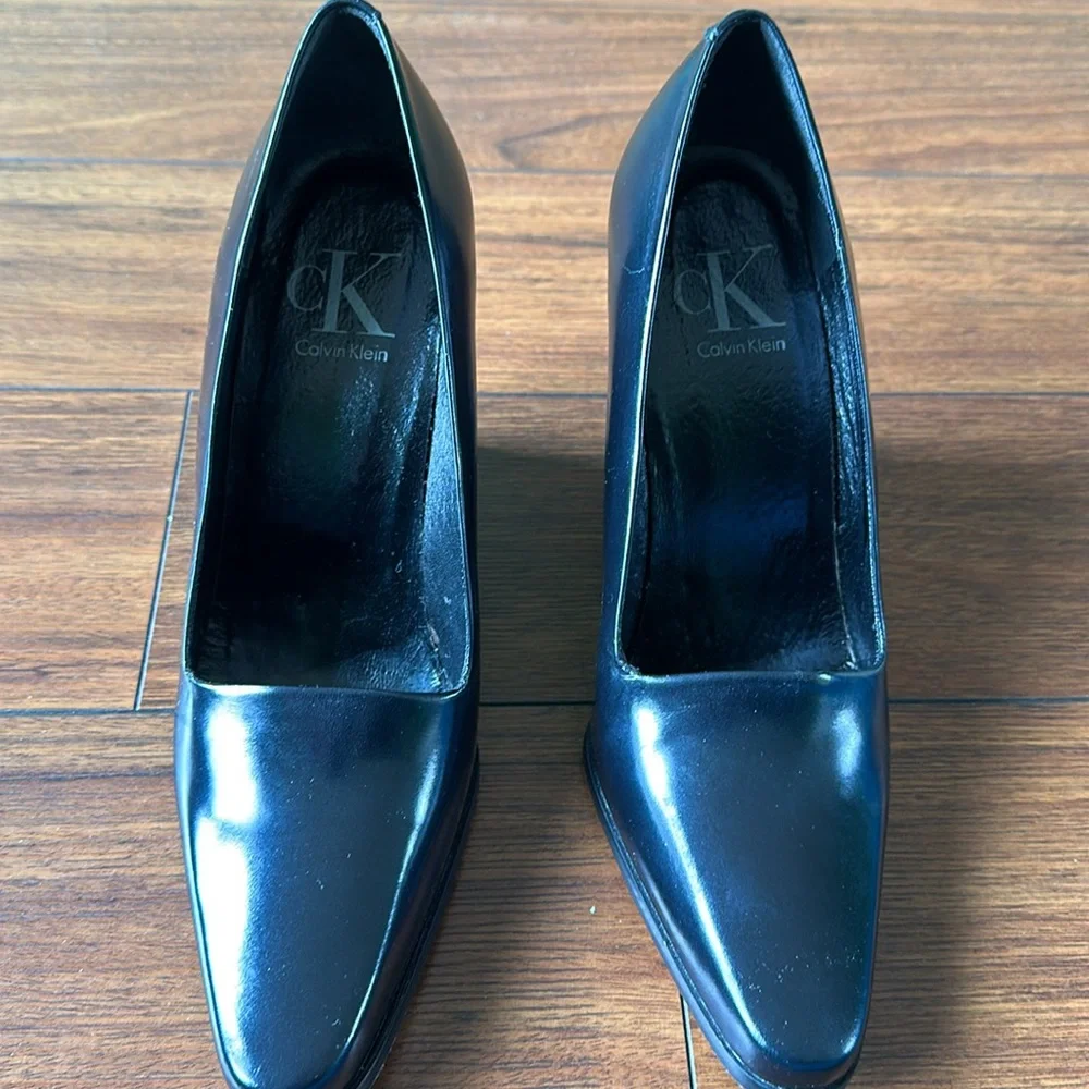 👠👠Calvin Klein Black Wedge Shoes..Made in Spain👠👠